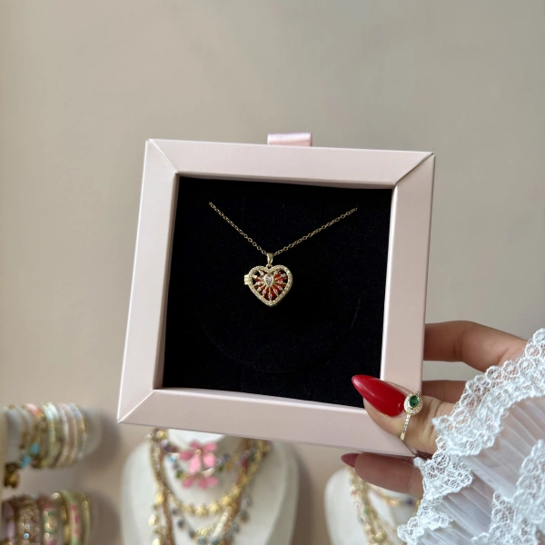 Locked Heart Kolye