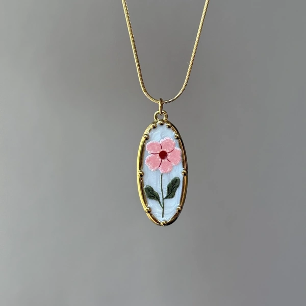 Vintage Pembe Çiçek Kolye