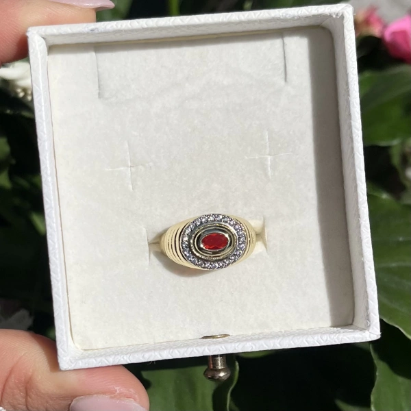 Oval Kırmızı Taşlı Vintage Yüzük