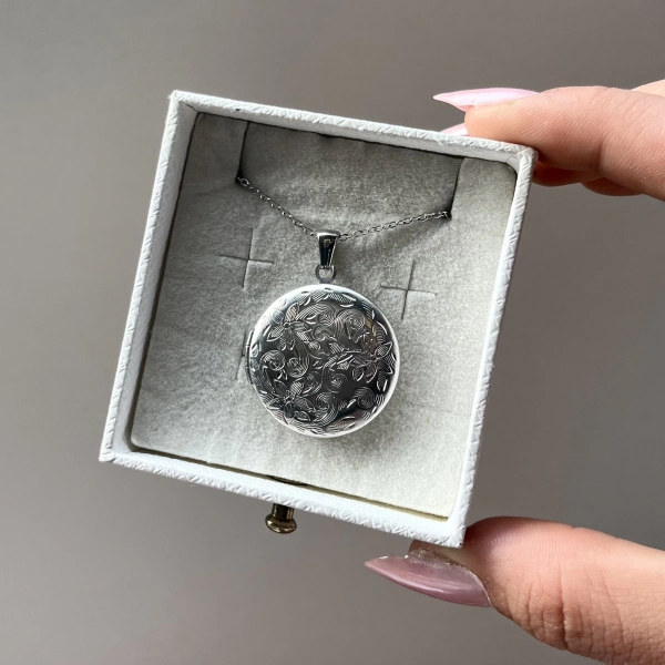 Yuvarlak Desenli Çift Fotoğraflı Kolye(2 cm)