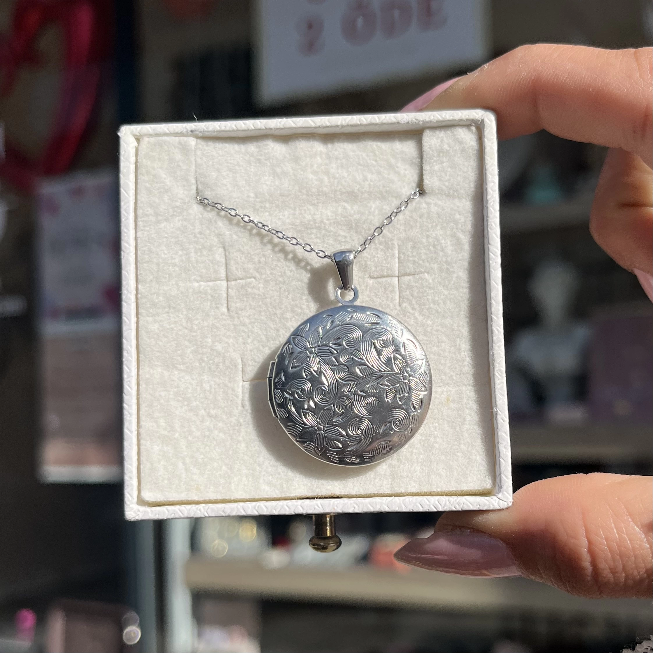 Yuvarlak Desenli Çift Fotoğraflı Kolye(2 cm)