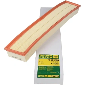 97011022001 HAVA FİLTRESİ PORSCHE PANAMERA ( 970 ) 3.0D 11> 4.8T S 13> ( MANN FILTER )