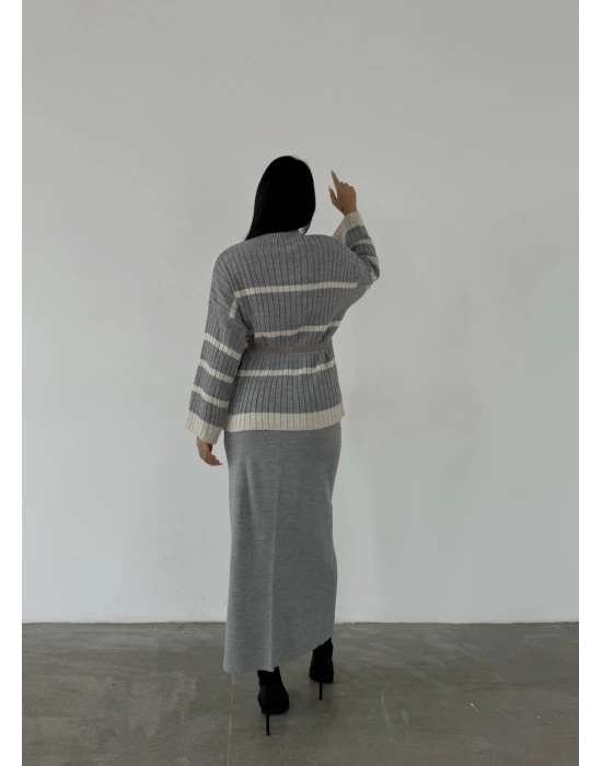 Balıkçı Yaka Etekli Triko Takım 1500 - Gri , Standart Beden (5 Adet)