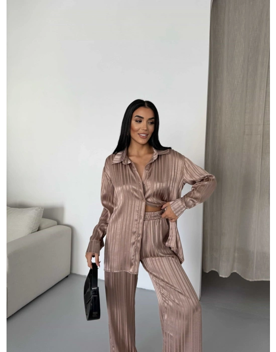 Çizgi Desen Saten Takım - Kahverengi