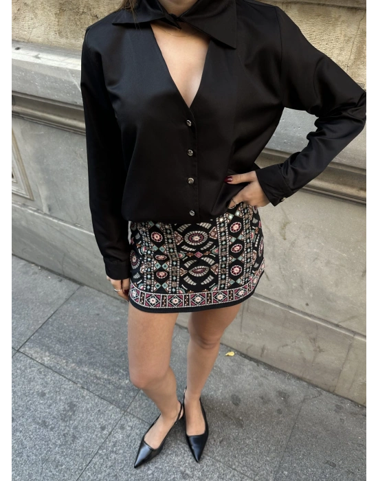 Kraliçe Yaka Gömlek 2500 - Siyah