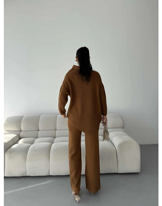 Mektup Yaka Triko Takım 1555 - Kahverengi