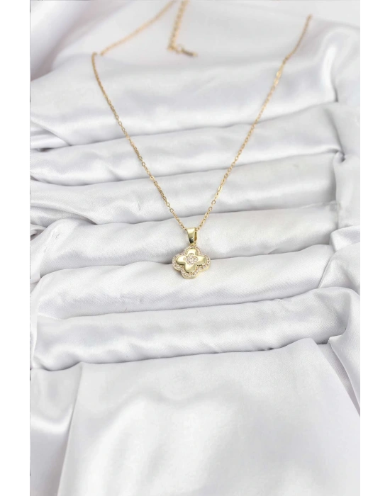 MuI MuI 316L Çelik Zincir Gold Renk Zirkon Taşlı Yonca Model Kadın Kolye