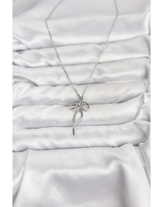 MuI MuI 316L Çelik Zincir Gümüş Renk Fiyonk Model Kadın Kolye