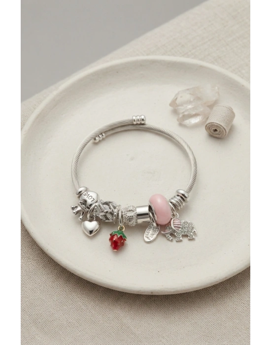 MuI MuI Fil Çilek ve Kalp Pembe Charmlı Bileklik