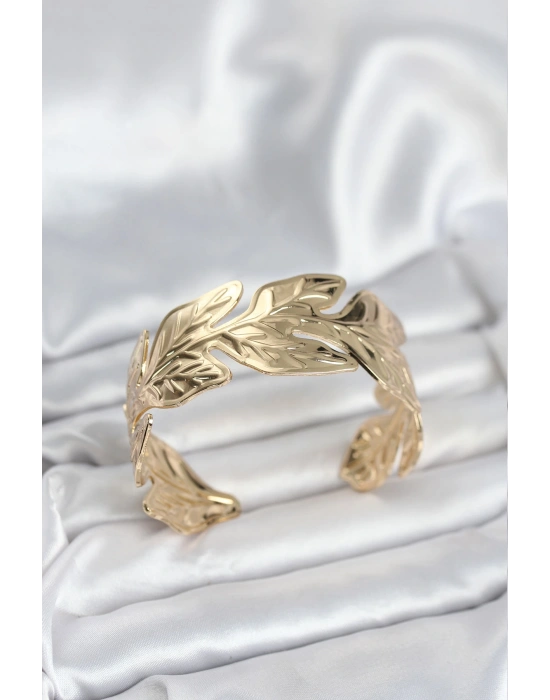 MuI MuI Gold Renk Pirinç Levha Yaprak Model Kadın Bileklik