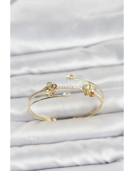 MuI MuI Gold Renk Pirinç Zirkon Taşlı Çiçek Model Kadın Bileklik