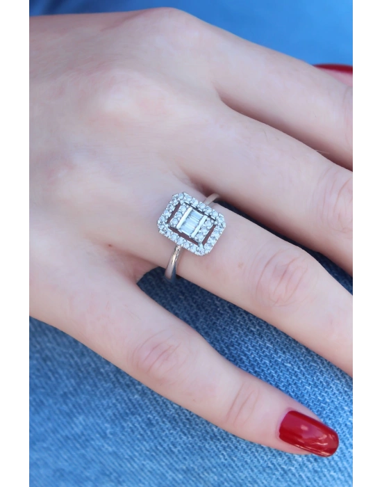 MuI MuI Gümüş Renk Baget Zirkon Taşlı Kadın Yüzük