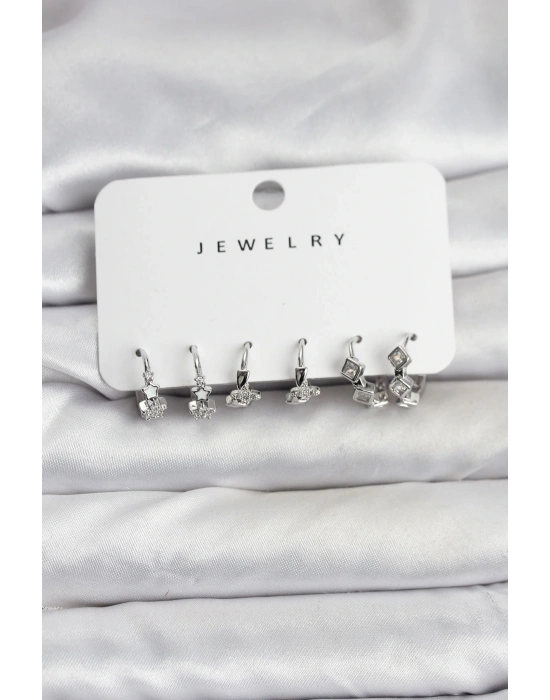 MuI MuI Gümüş Renk Pirinç Yıldız Modelli Kadın Küpe Seti