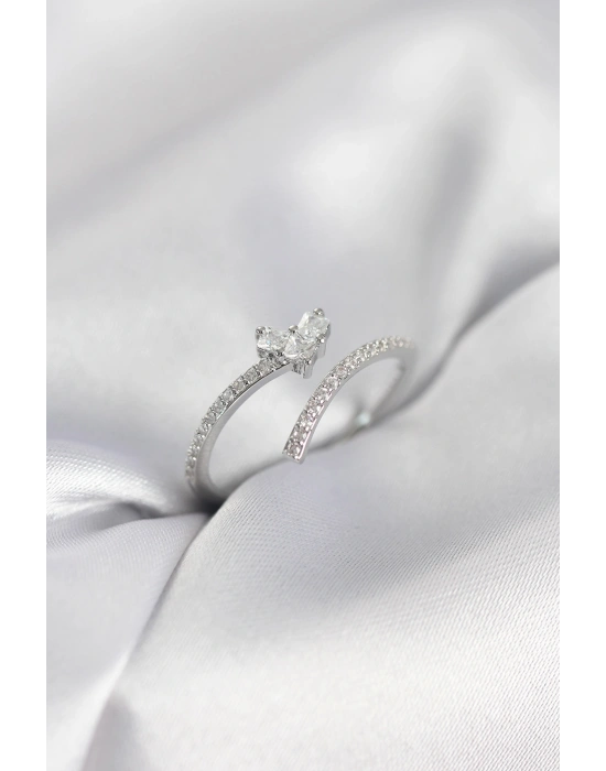 MuI MuI Silberfarbener Damenring mit herzförmigem Zirkonia