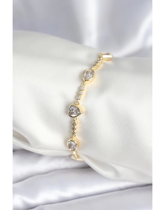 MuI MuI Pirinç Gold Renk Zirkon Taşlı Kalpli Model Kadın Bileklik