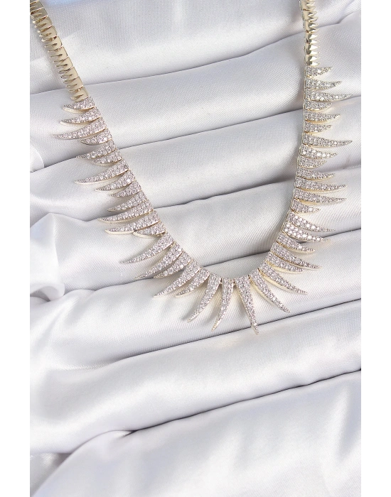 MuI MuI Pirinç Gold Renk Zirkon Taşlı Sivri Model VIP Seri Kadın Kolye