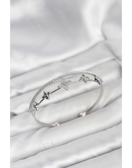 MuI MuI Pirinç Gümüş Renk Çiçek Model Kadın Bileklik