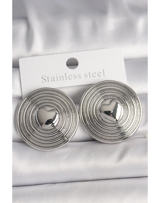 MuI MuI Pirinç Gümüş Renk Kalp İşlemeli Daire Plaka Model Kadın Küpe