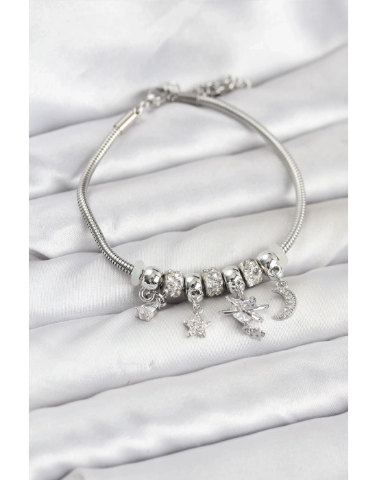 MuI MuI Pirinç Gümüş Renk Kalpli Model Charmlı Kadın Bileklik