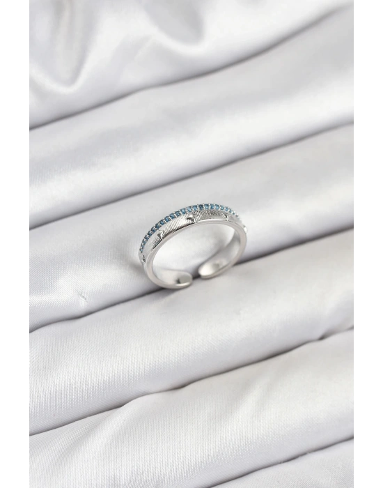 MuI MuI Pirinç Gümüş Renk Sıralı Zirkon Taşlı Kutup Yıldızı Model Kadın Yüzük