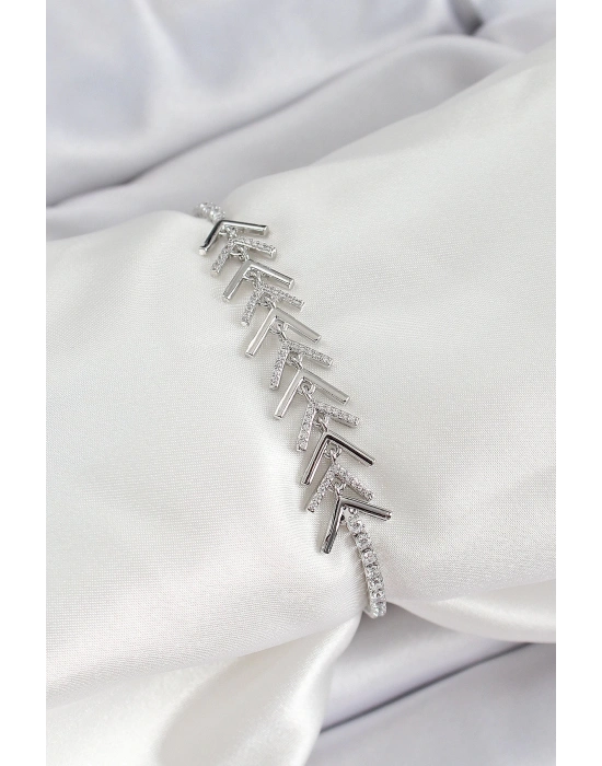 MuI MuI Pirinç Gümüş Renk Zirkon Taşlı Balık Sırtı Kadın Bileklik