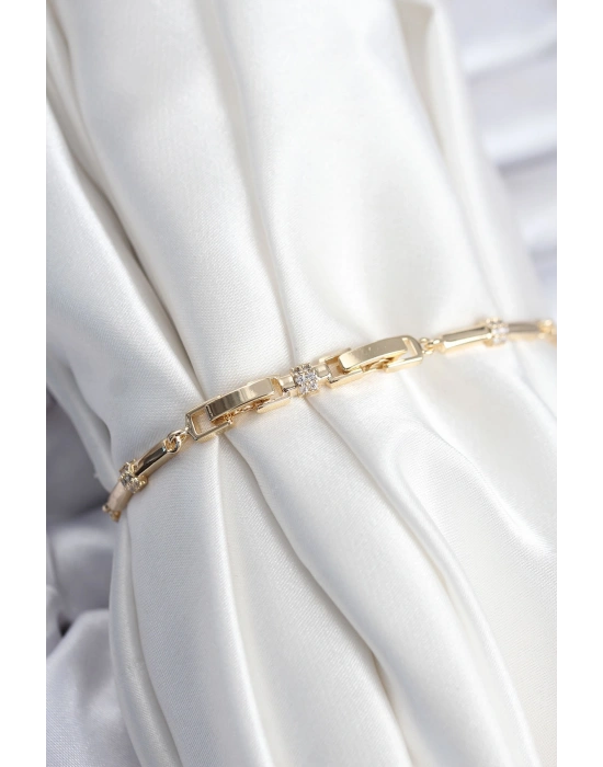 MuI MuI Pirinç VIP Seri Gold Renk Parçalı Model Zirkon Taşlı Kadın Bileklik