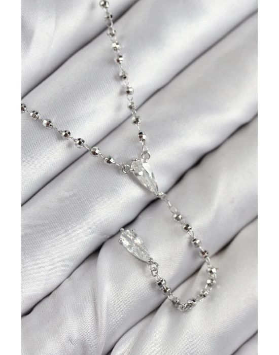 MuI MuI Pirinç Zirkon Taşlı Gümüş Renk Kadın Y Kolye