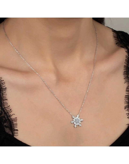 MuI MuI Swarovski Taşlı Gümüş Kartanesi Bayan Kolye