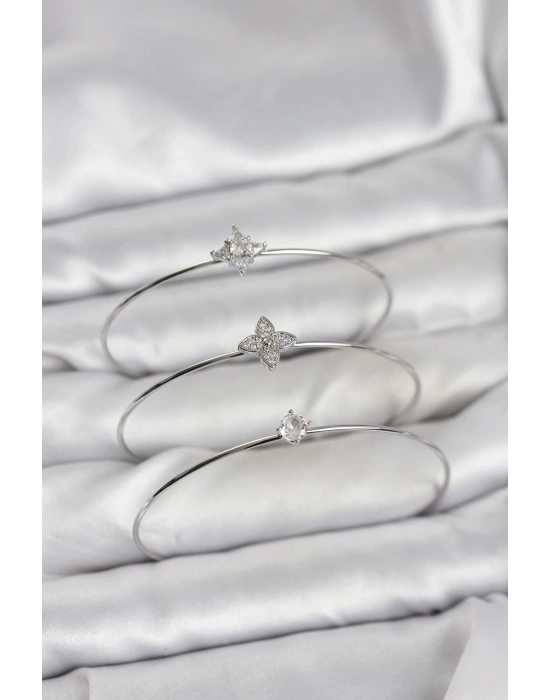 MuI MuI Zirkon Taşlı Gümüş Renk Yonca Model 3lü Kadın Bileklik Kombini