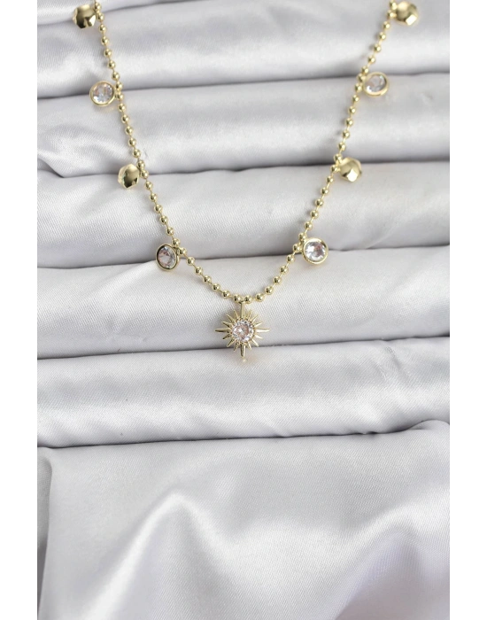 MuI MuI Zirkon Taşlı Kutup Yıldızı Model Pirinç Gold Renk Kadın Kolye