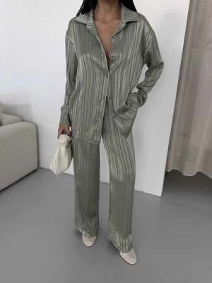 Çizgi Desen Saten Takım - Yeşil