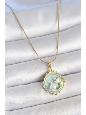 MuI MuI 316L Çelik Gold Renk Zincir Turkuaz Mineli İncili Çiçek İşlemeli Portre Model Kadın Kolye