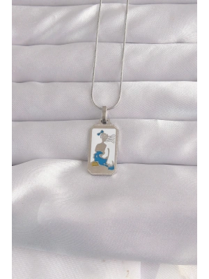 MuI MuI 316L Çelik Gümüş Renk Beyaz Mineli Kız Figür Tarot Kolye