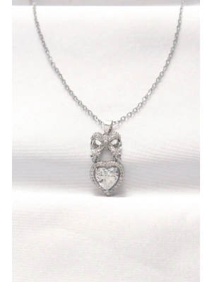 MuI MuI 316L Çelik Silver Renk Zirkon Taşlı Kalpli Fiyonk Kolye
