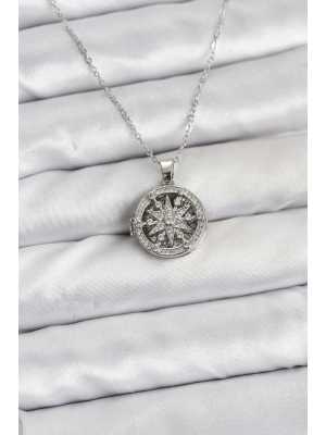 MuI MuI 316L Çelik Zincir Gümüş Renk Kutup Yıldızı Kapaklı Model Kadın Kolye