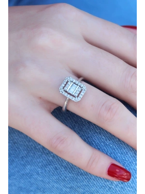 MuI MuI Gümüş Renk Baget Zirkon Taşlı Kadın Yüzük