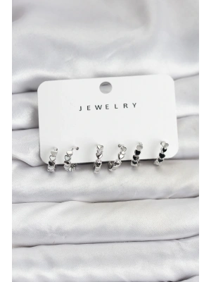 MuI MuI Gümüş Renk Pirinç Minimal Kalp Detaylı Kadın Küpe Seti