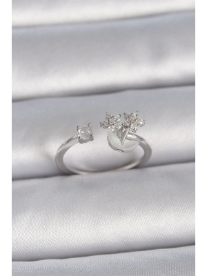 MuI MuI Pirinç Gümüş Renk Ayarlanabilir Zirkon Taşlı Yıldız Model Kadın Yüzük