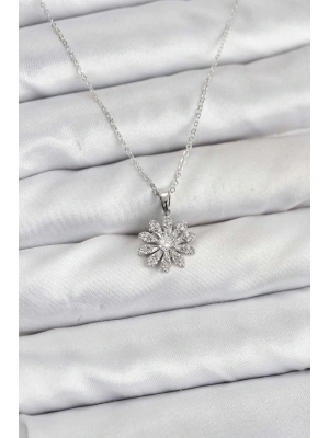 MuI MuI Pirinç Gümüş Renk Çiçek Model Kadın Kolye