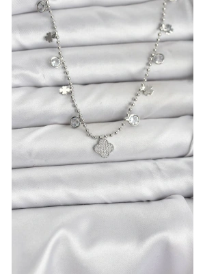 MuI MuI Pirinç Gümüş Renk Yonca Model Kadın Kolye