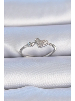 MuI MuI Pirinç Gümüş Renk Zirkon Taşlı Kalp Model Kadın Yüzük