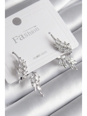 MuI MuI Pirinç Gümüş Renk Zirkon Taşlı Yaprak Model Kadın Küpe