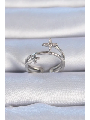 MuI MuI Pirinç Gümüş Renk Zirkon Taşlı Yıldız Model Kadın Yüzük