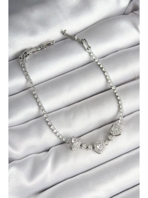 MuI MuI Pirinç Sıralı Kalp Figürlü Zirkon Taşlı Gümüş Renk Kadın Bileklik