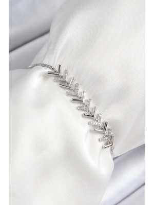 MuI MuI Pirinç Zirkon Taşlı Sıralı Ok Model Gümüş Renk Asansörlü Kadın Bileklik