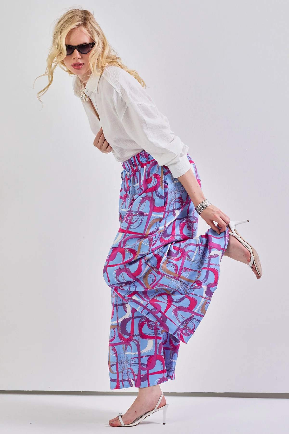 Geniş Paça Bel Lastikli Baskı Detaylı Viskon Pantolon Lila