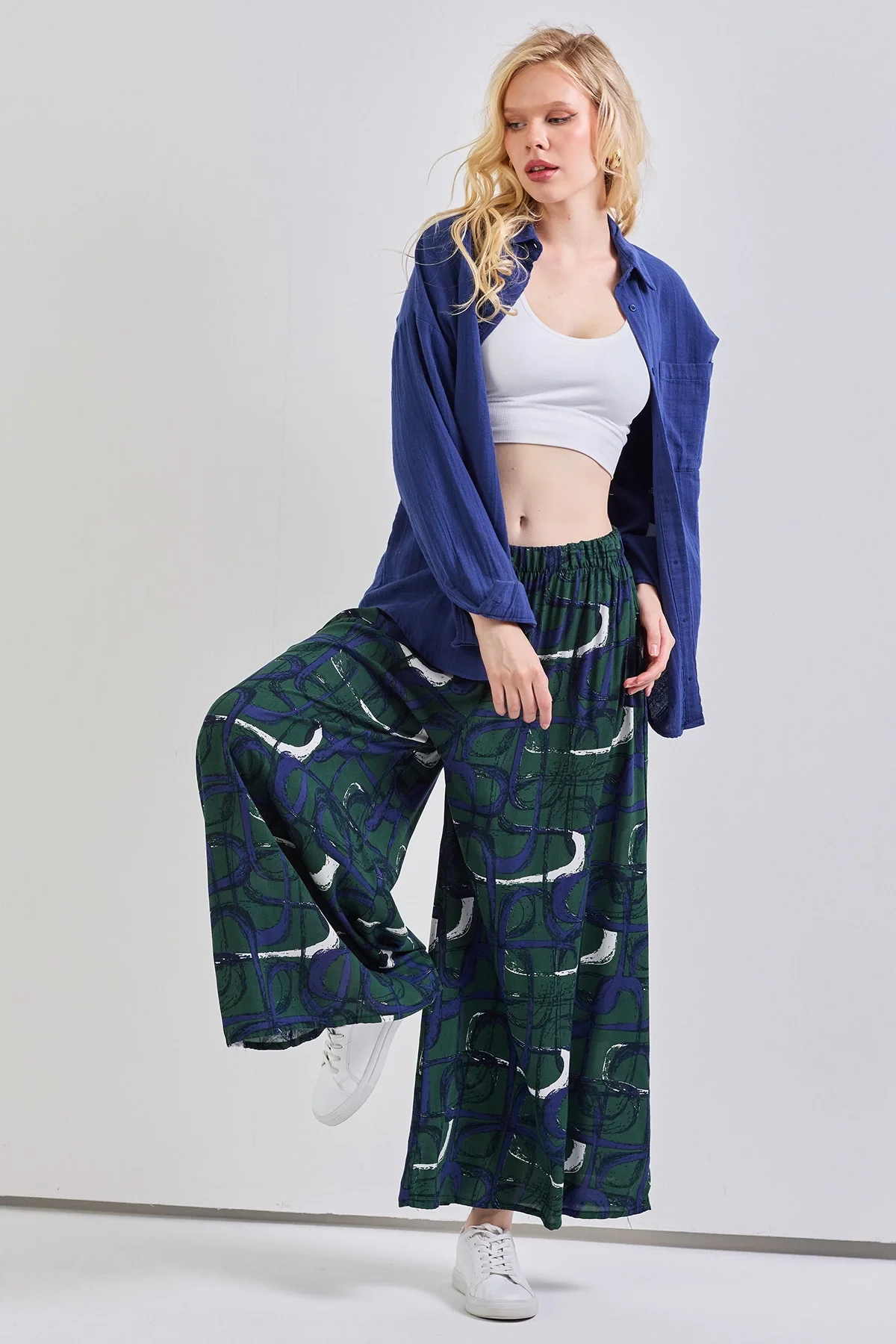 Geniş Paça Bel Lastikli Baskı Detaylı Viskon Pantolon Koyu Yeşil