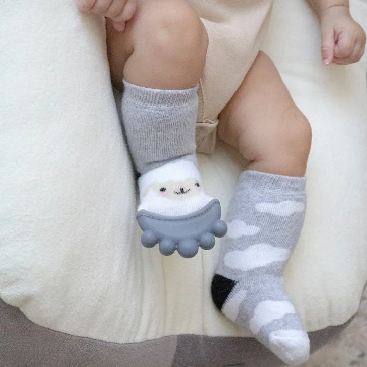 Babyjem Diş Kaşıyıcılı Havlu Bebek Çorabı Gri