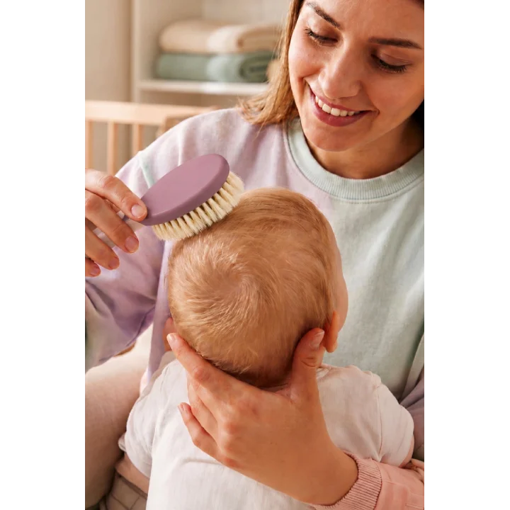 Babyjem Sertifikalı Yumuşak Doğal Bebek Kıl Fırça Tarak Seti Pembe