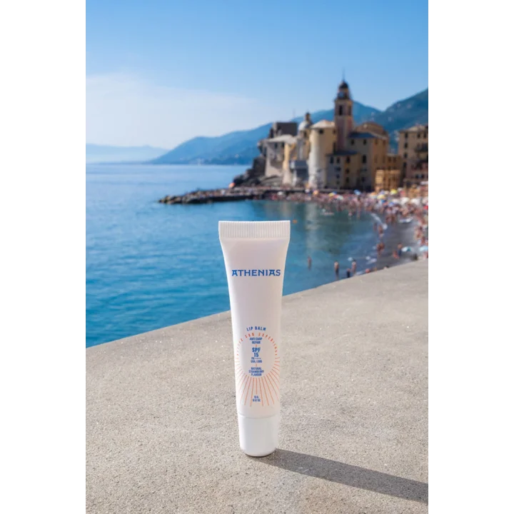 Athenias Lip Balm Anti Chap 15 gr Spf15 Organik Çilek Aromalı Dudak Bakımı Çatlak Karşıtı